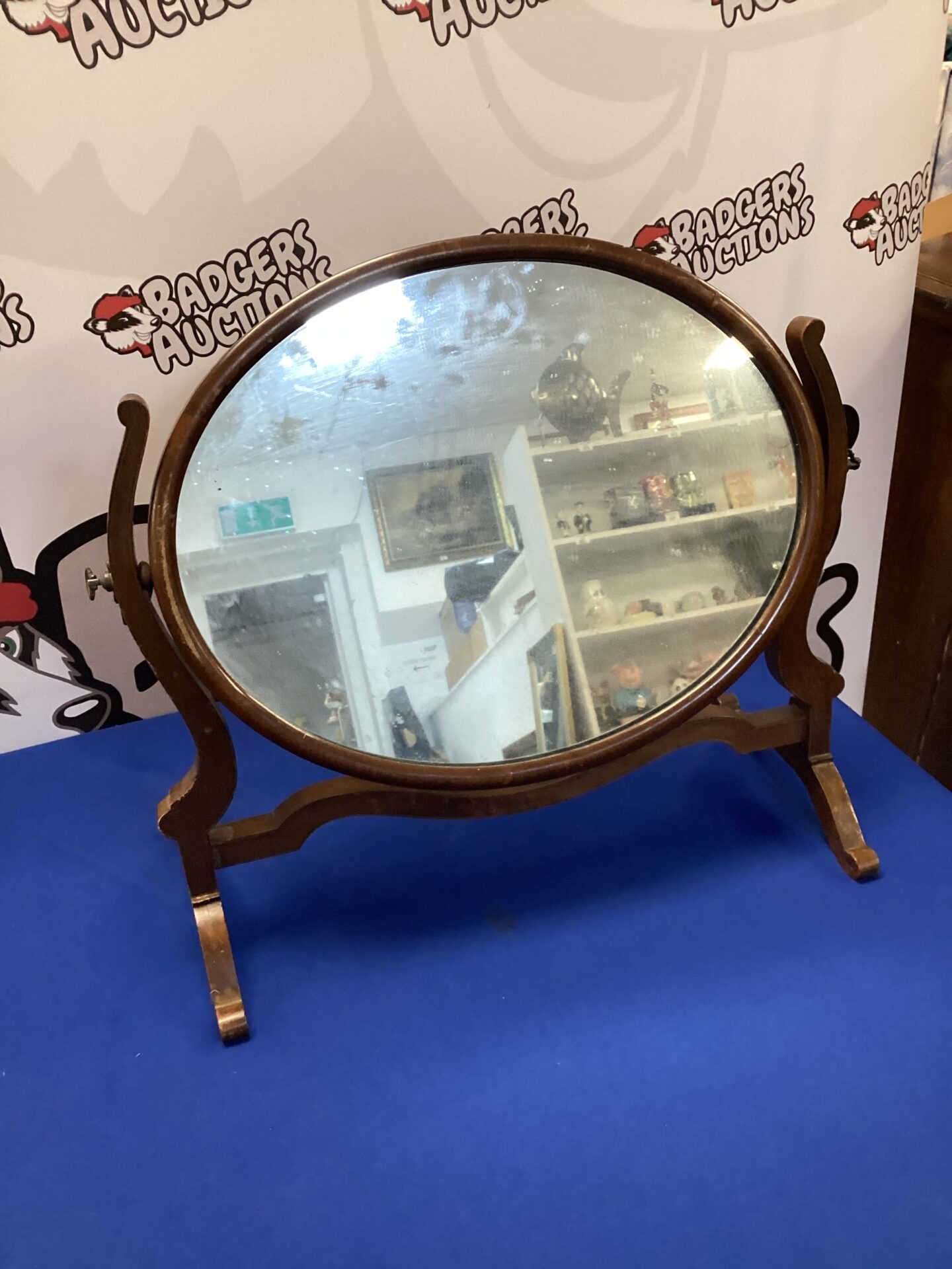 594 Vintage mahogany dressing table mirror