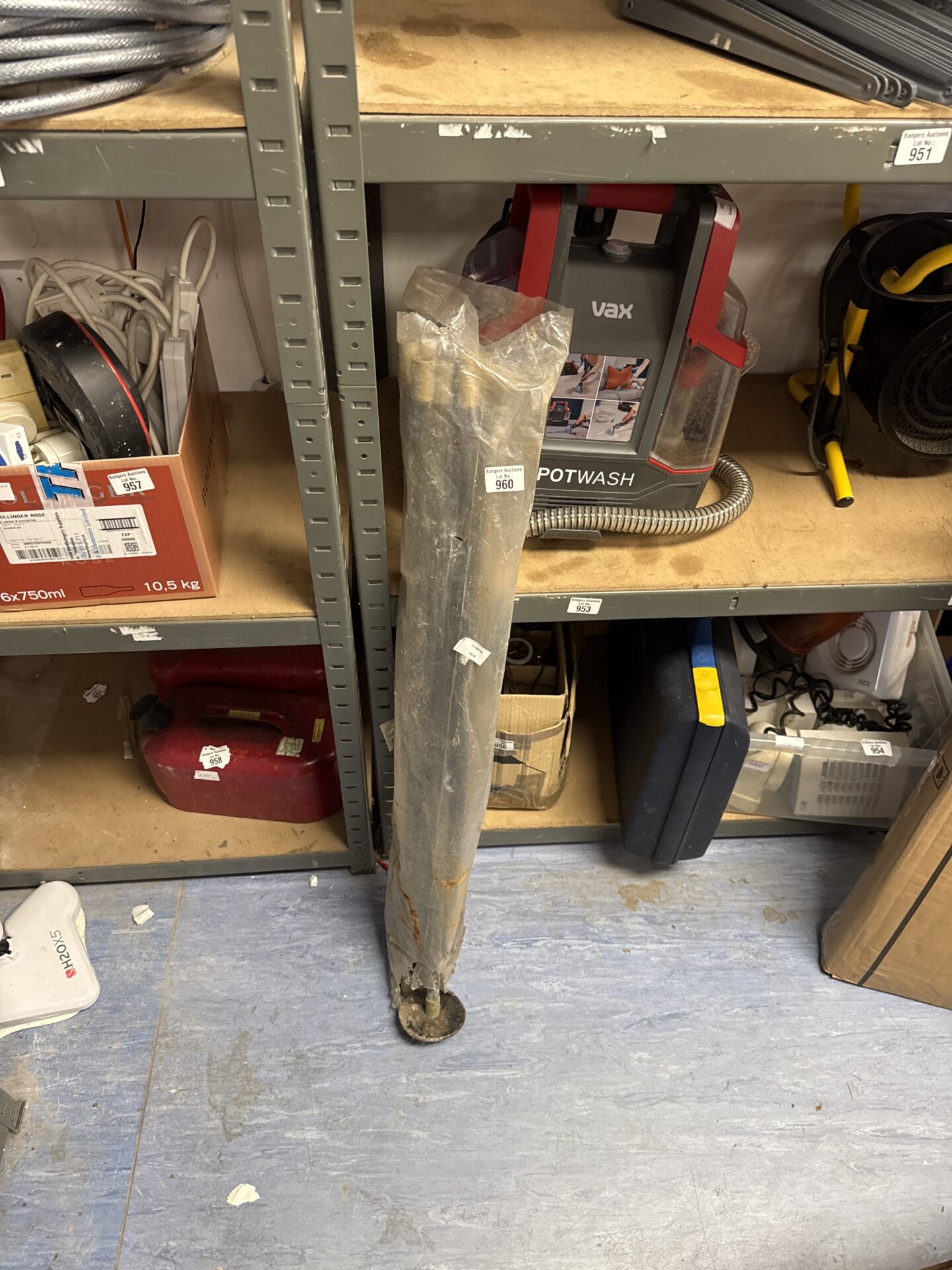 916 Set of drain rods