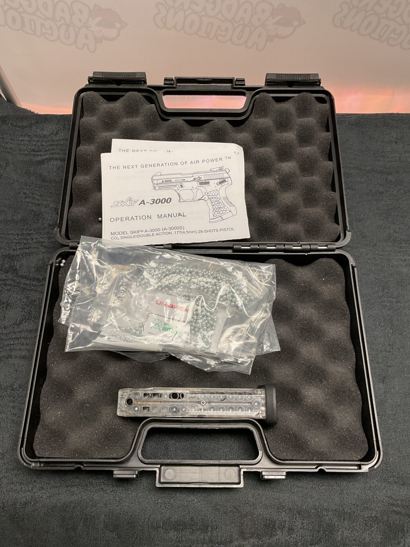 806 umarex magazine with case and pellets and manuals