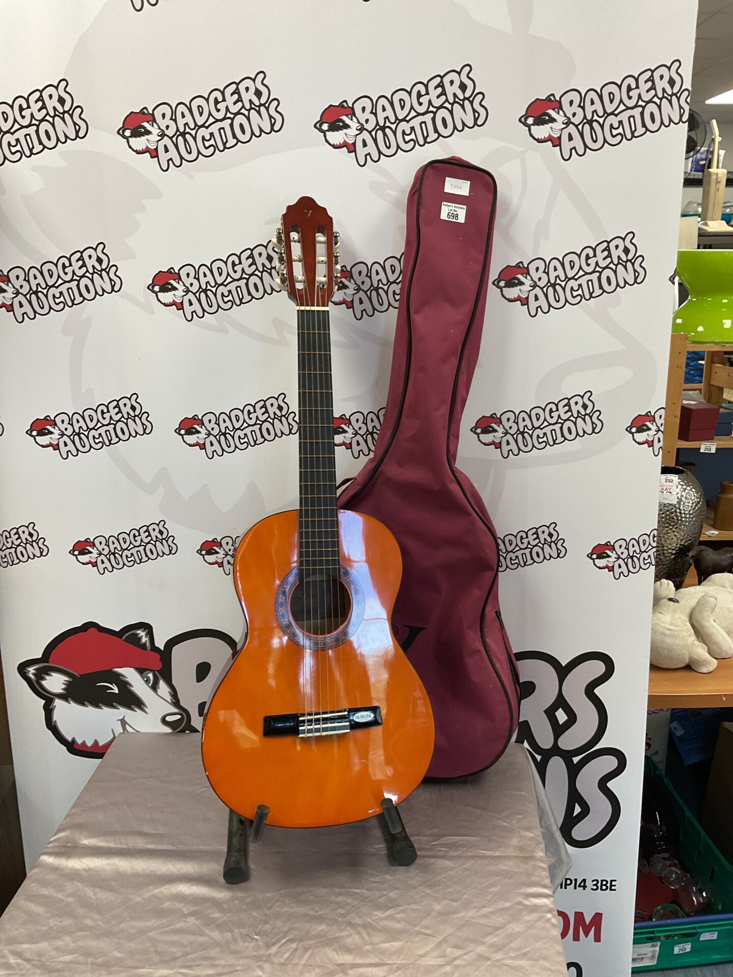 698 Valencia gc160 3/4 acoustic guitar