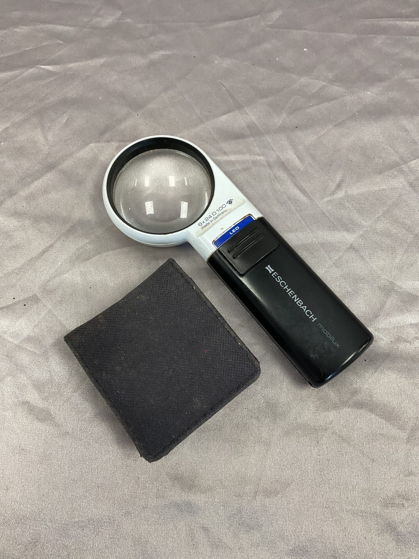 713 Eschenbach mobilux 6×24 d100 illuminated magnifier