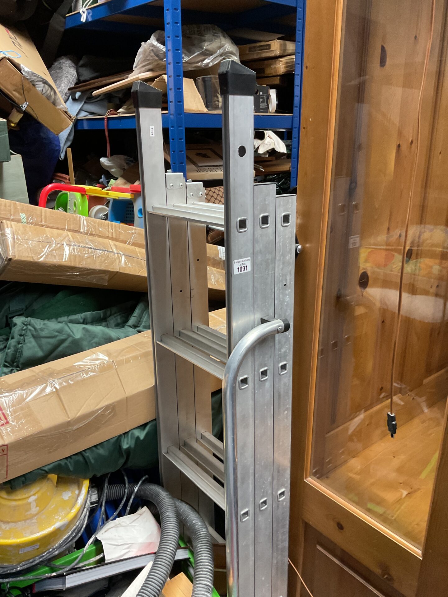 1091 Aluminium loft ladder