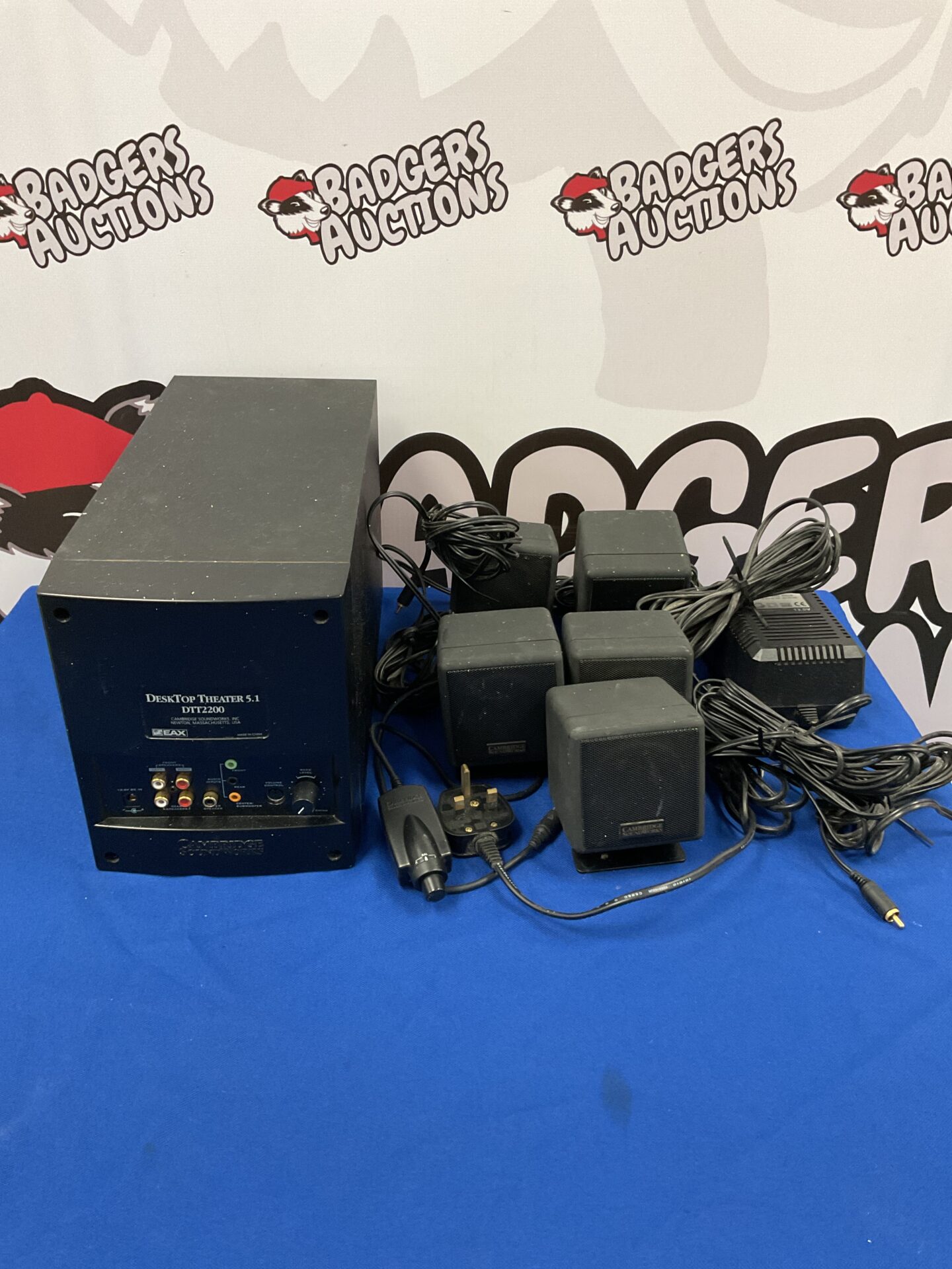 098 cambridge audio multimedia surround sound system