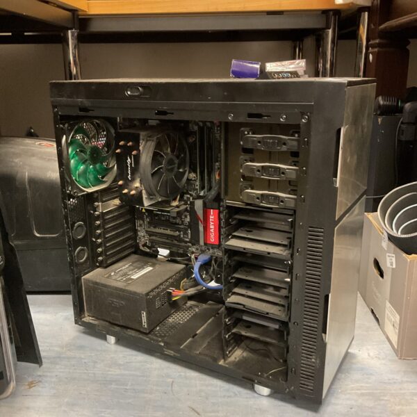 Desktop computer tower with Nvidia Quadro 600 graphics card installed.