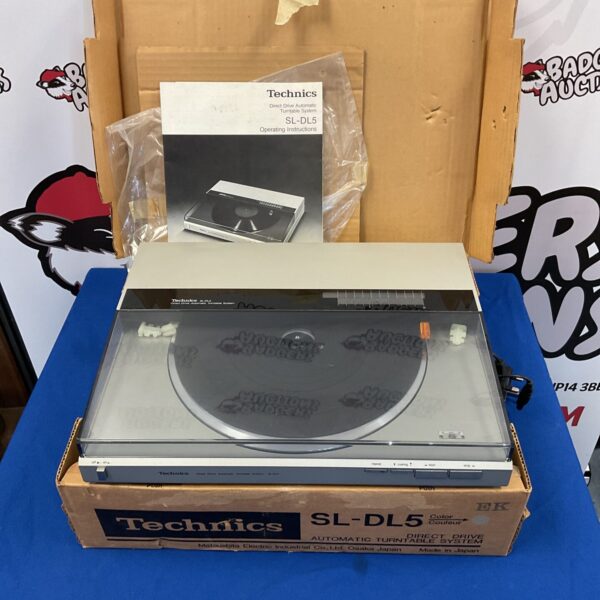 Vintage Technics SL-DL5 direct drive turntable in good condition.