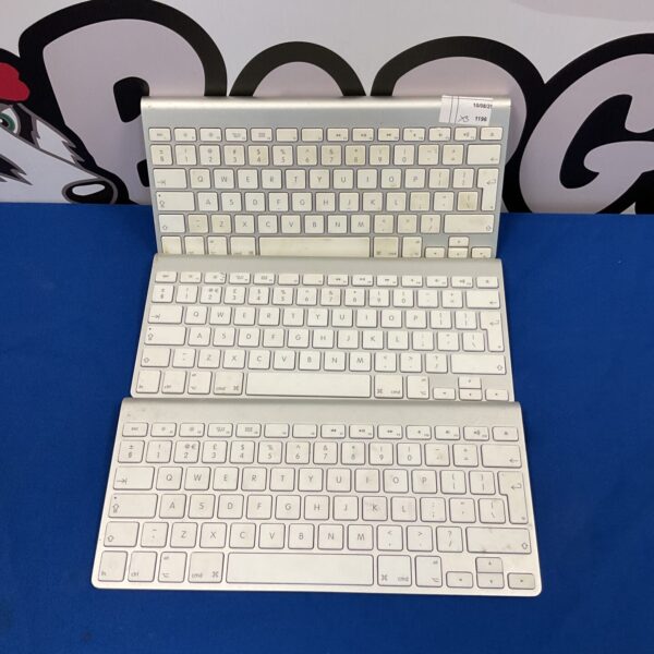 Used Apple A1311 wireless keyboard for computers, a collectible accessory.