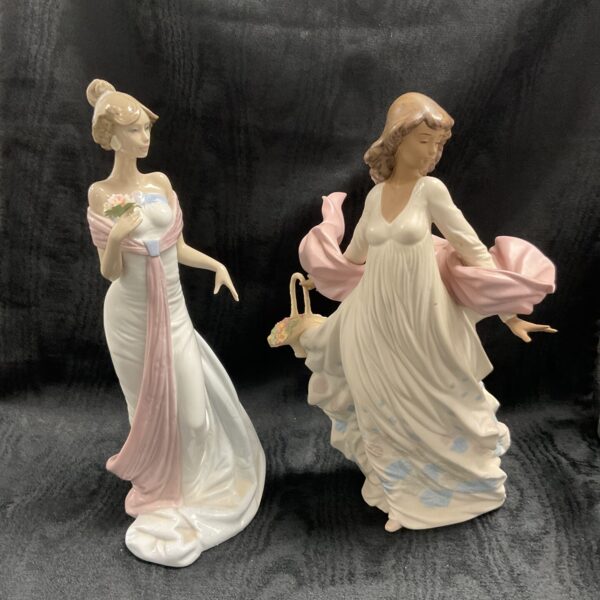 Lladro Spring Splendour flower girl porcelain figurine
