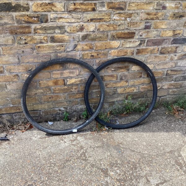 Two used Kenda 700x38c bike tyres with inner tubes.