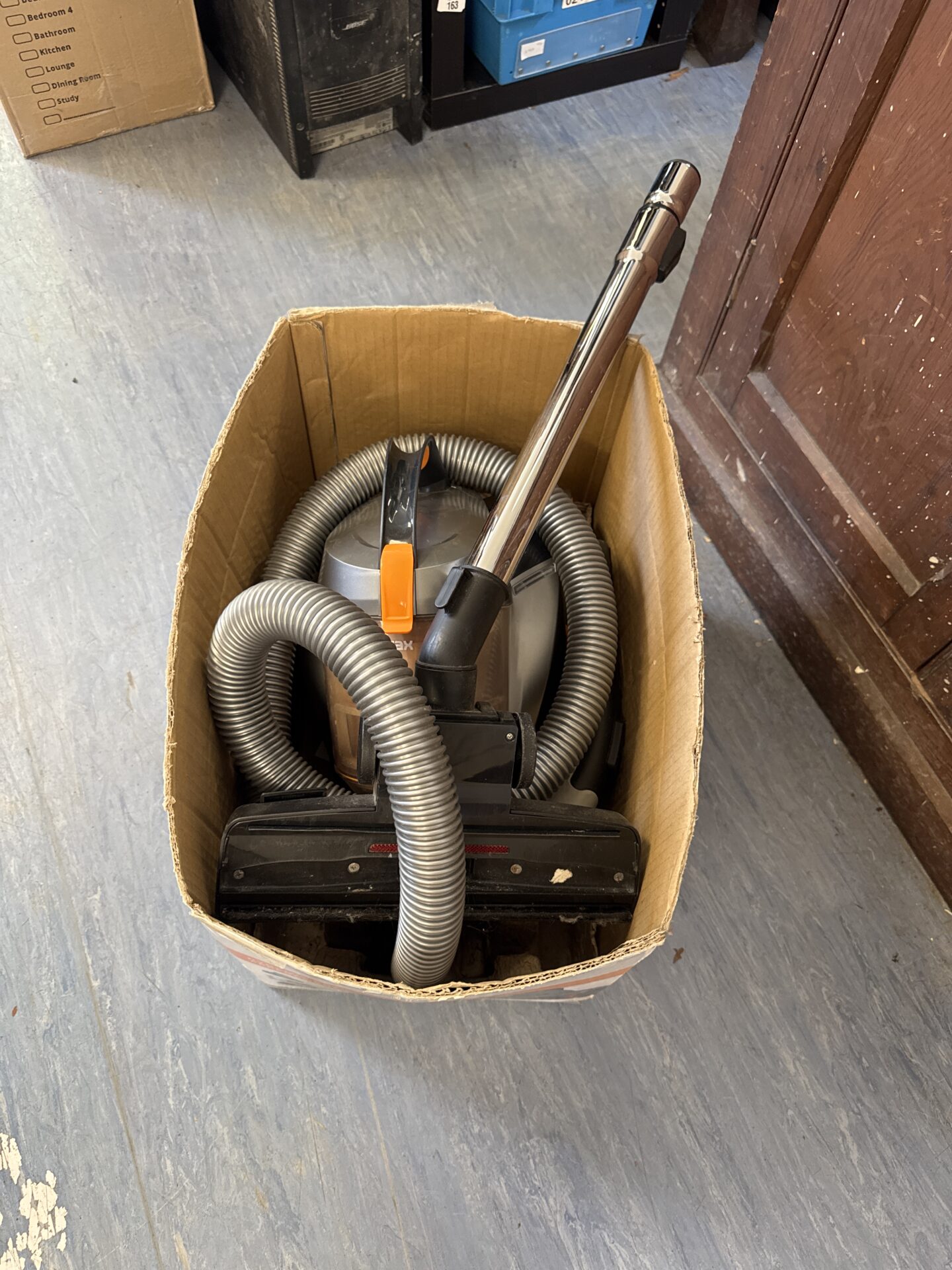 979 Vax dynamopower stowaway hoover – working