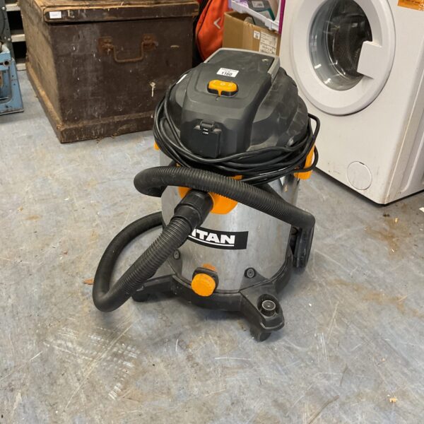 Titan wet and dry vacuum cleaner, industrial hoover for cleaning.