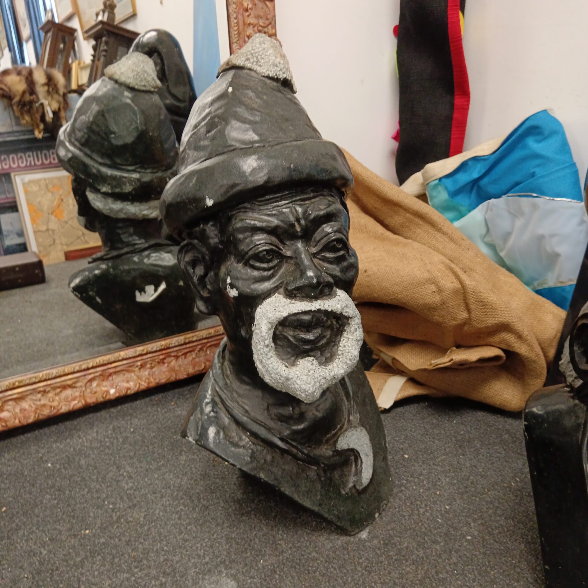 768 Large Zimbabwe Shana stone carved bust of a gent