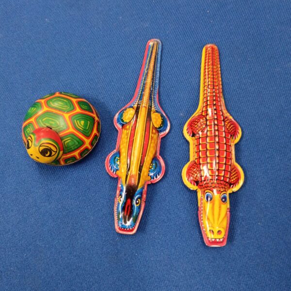 Vintage Japanese tin crocodile and tortoise toys, collectible tinplate.