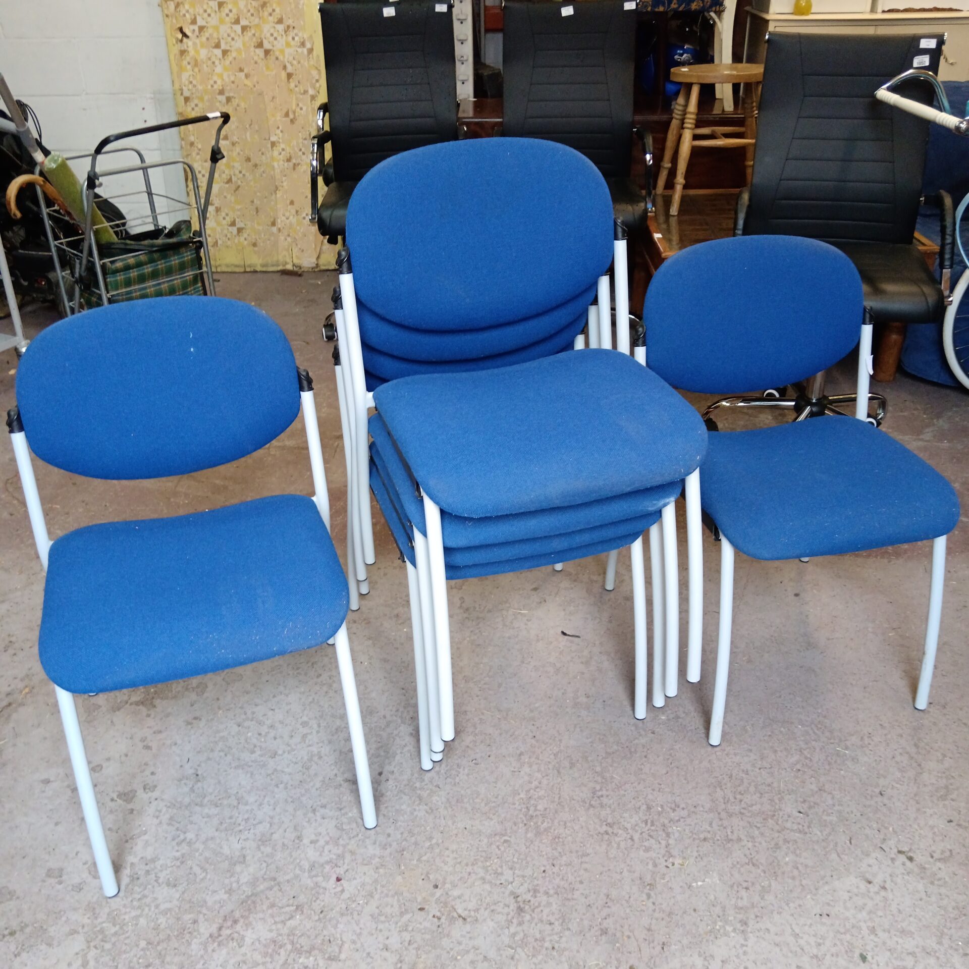 1063 Set of 6 gersham blue fabric chairs