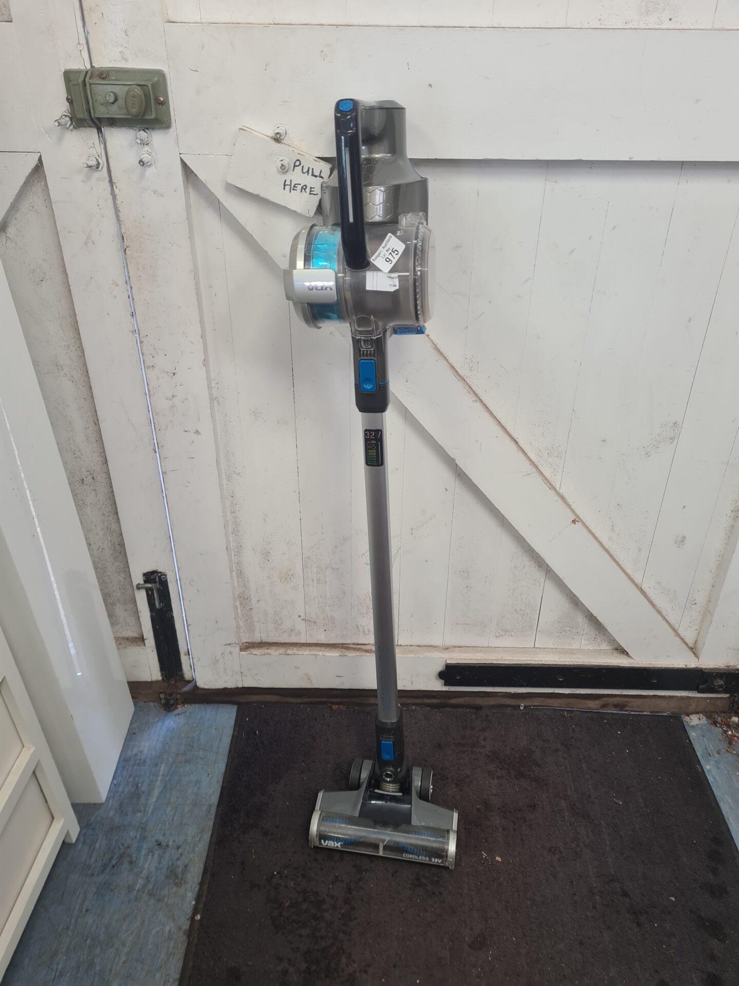975 Vax blade 32v cordless vacuum working