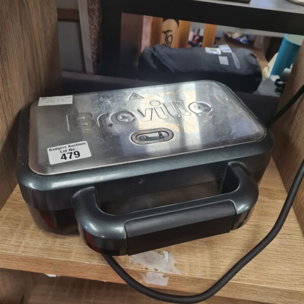 Front view of a Breville sandwich maker, a classic kitchen appliance.