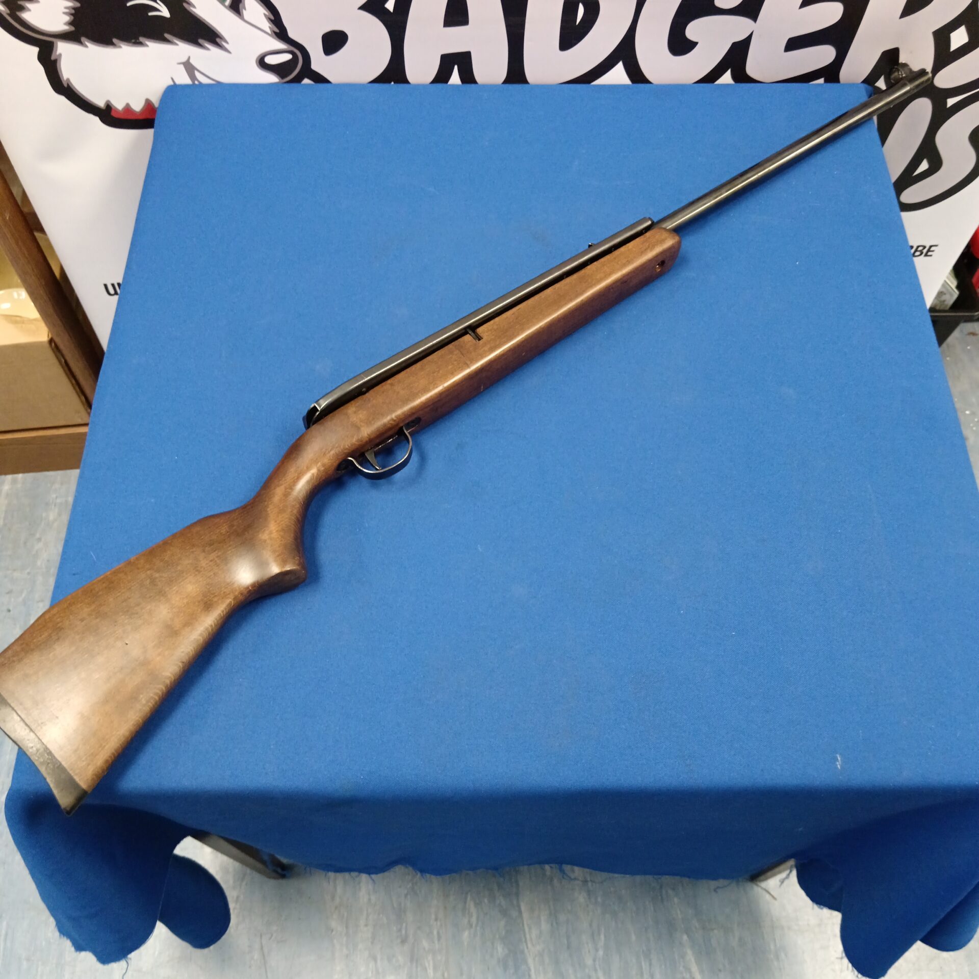 767 Webley & Scott .22 cal side lever air rifle