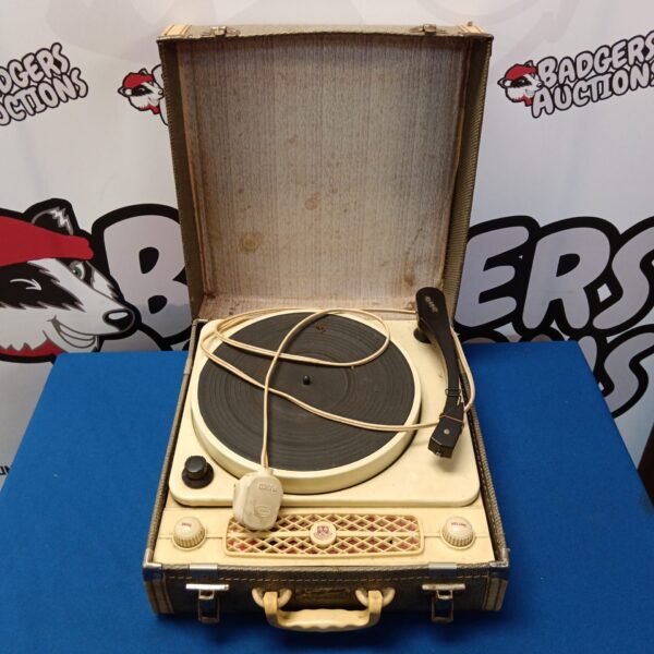 Vintage Regentone briefcase record player in good condition.