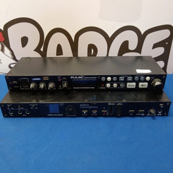 Front view of vintage Pulse MP3 Master digital audio recorder.