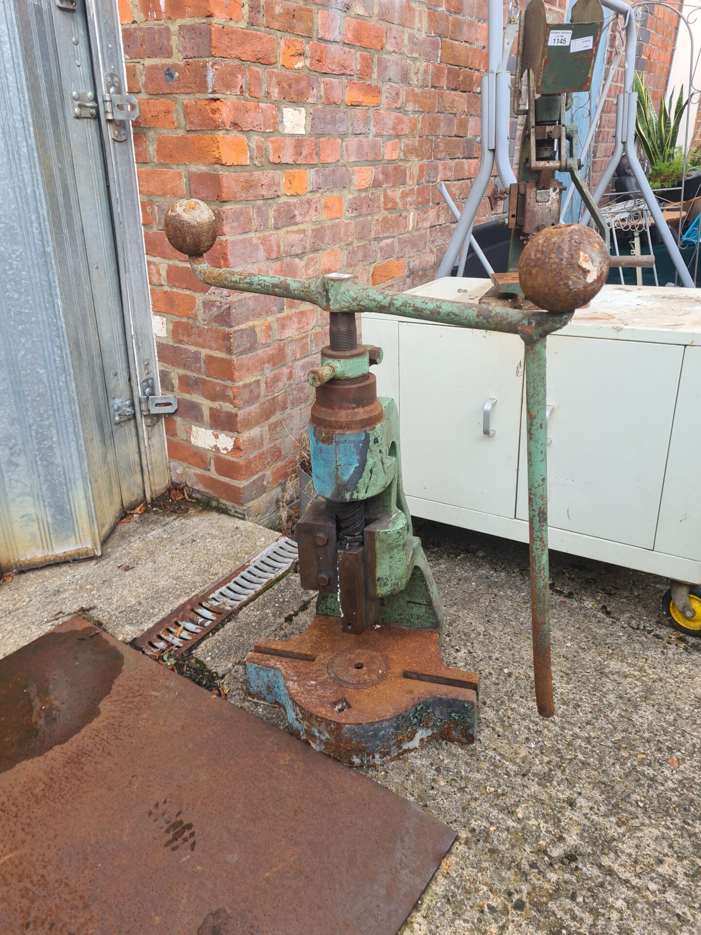 1146 Vintage norton 4s heavy duty fly press
