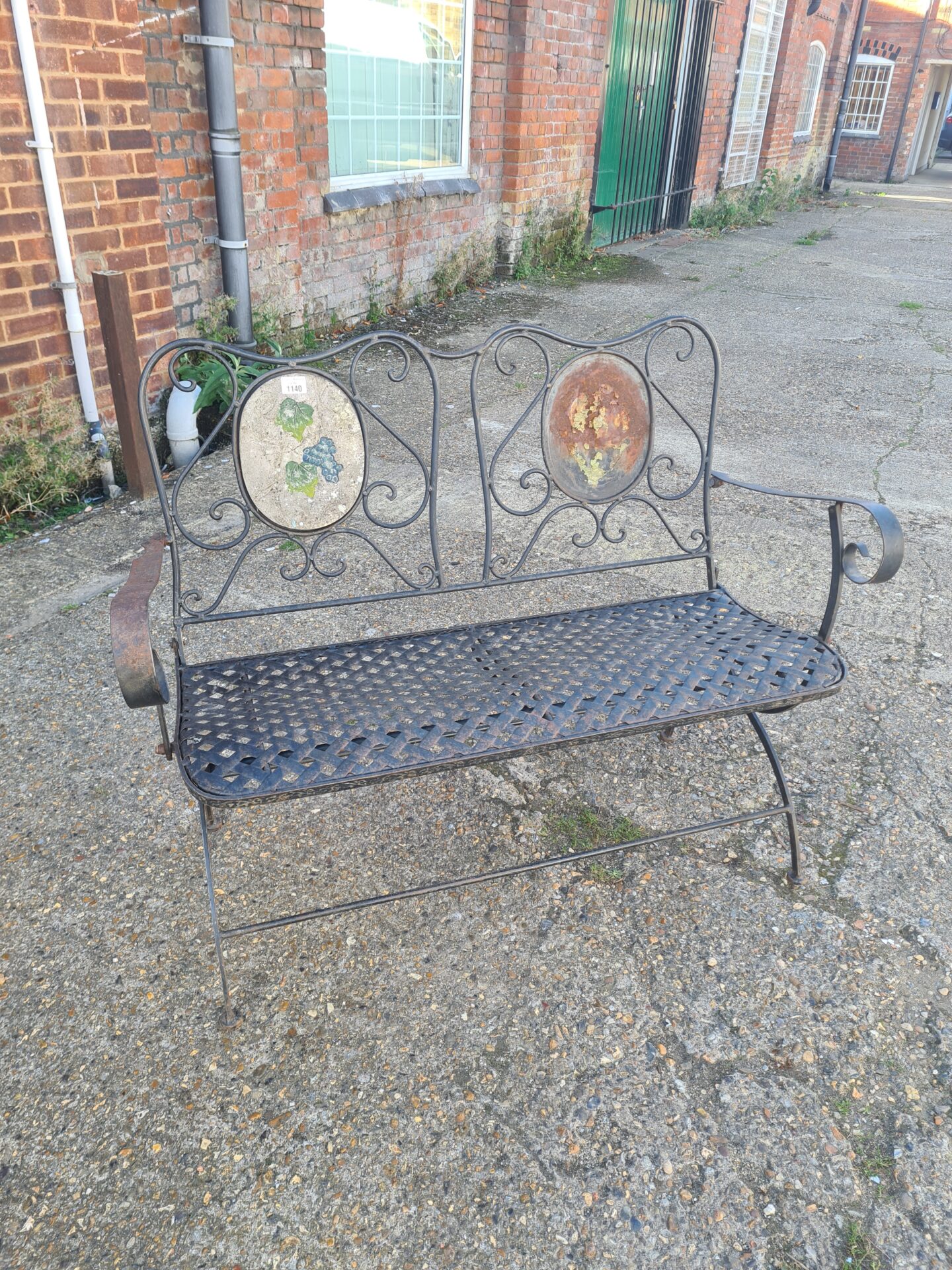 1140 Vintage Cast Iron Garden Bench (right arm needs attention, falling off)