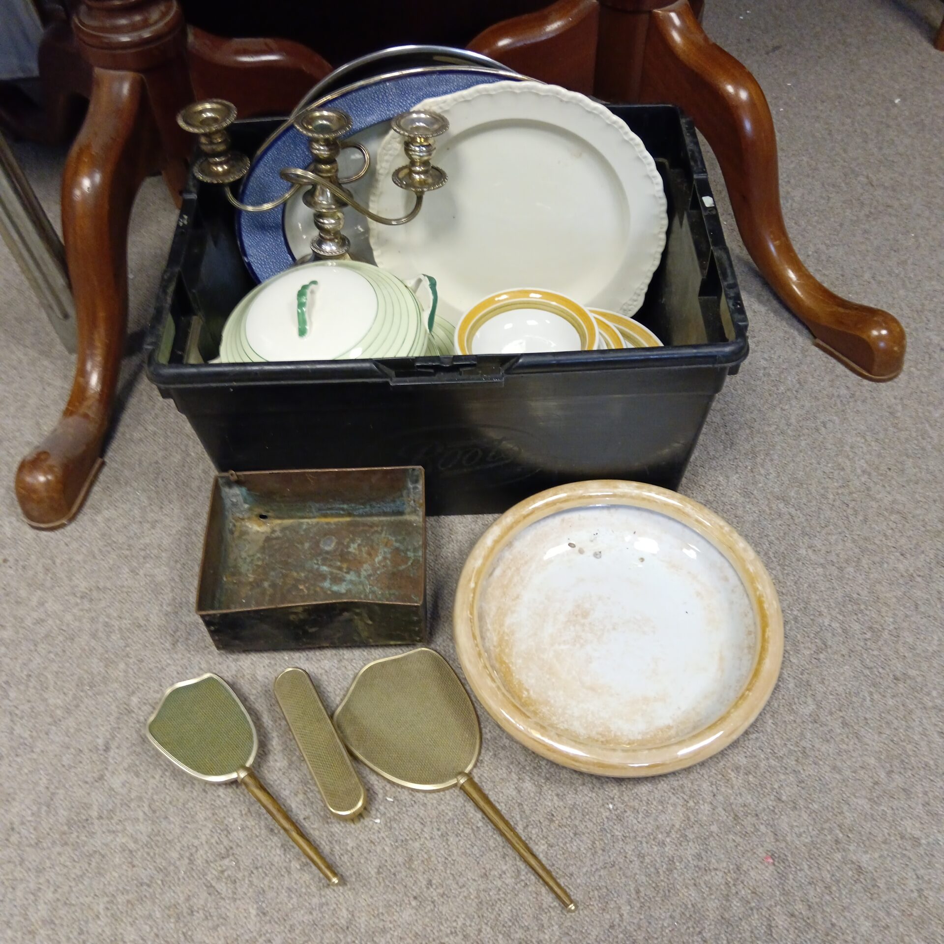 1180 Box of mixed china & metalware including silver plate candleabra, Sorrento ironstone broadhurst & dressing table set