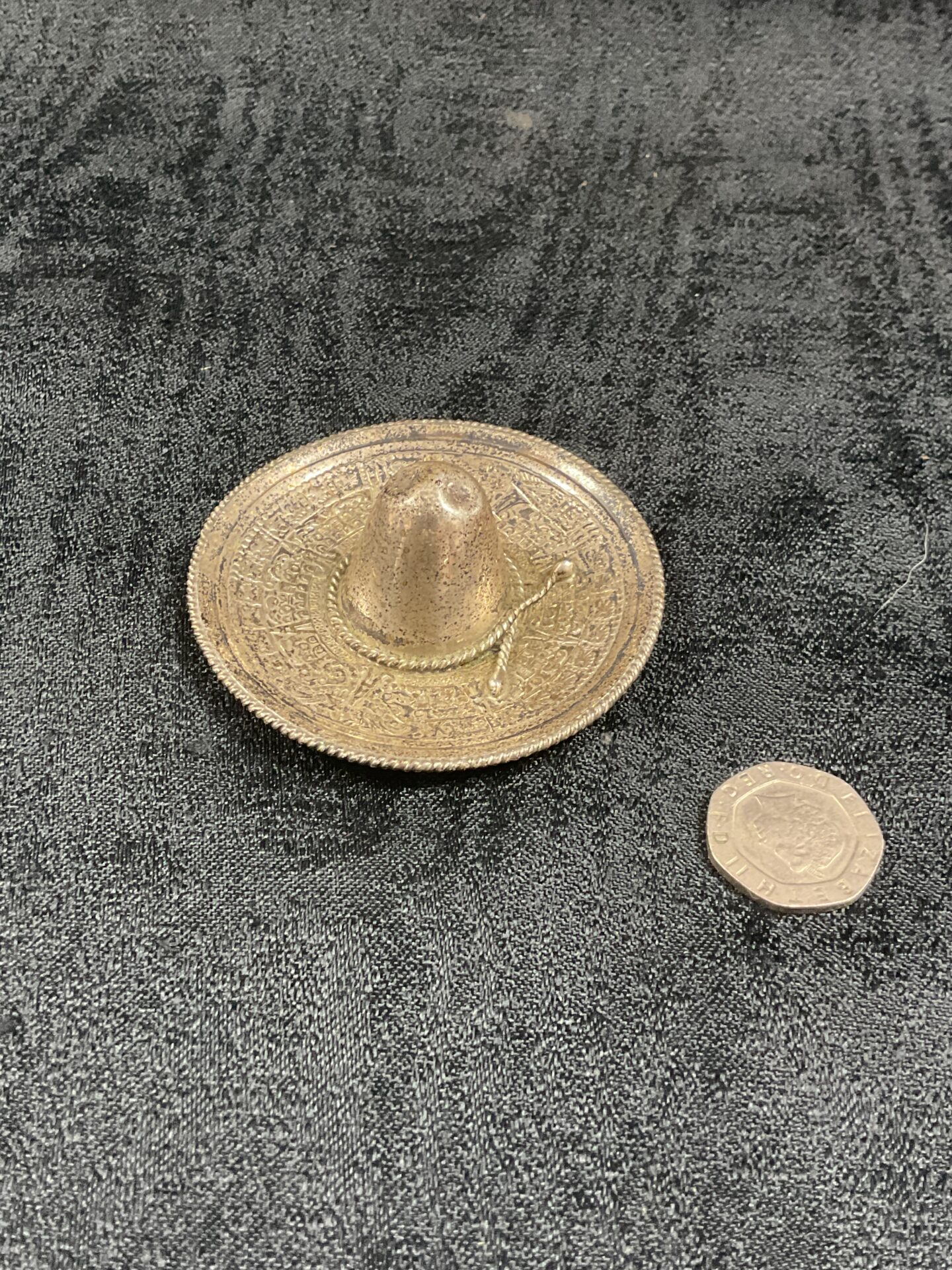 796 925 Silver mexican hat pin tray 19.5g