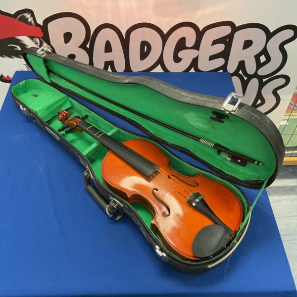 Skylark violin in a fitted case, vintage string instrument.
