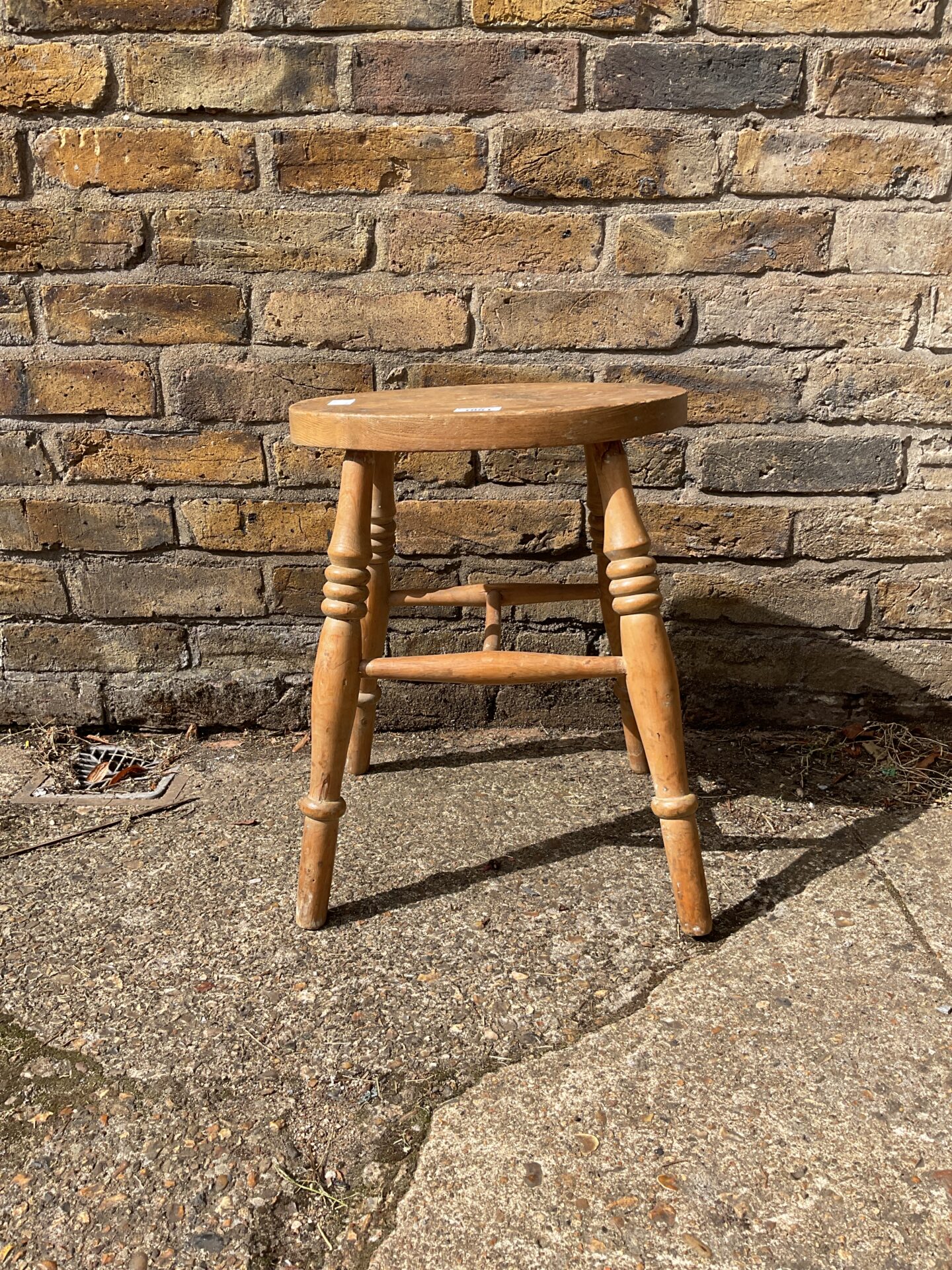 1061 Vintage pine stool