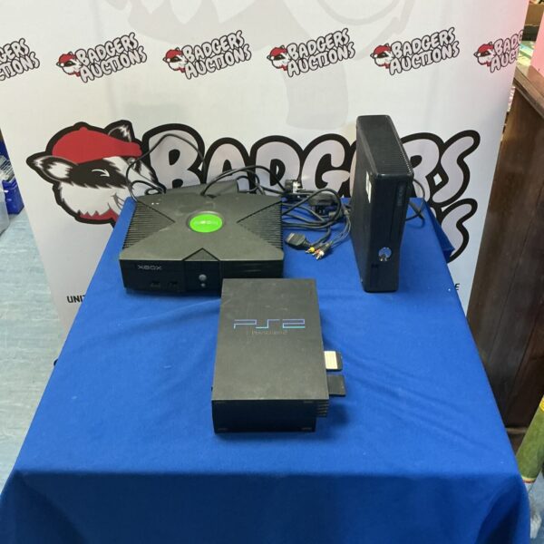 Black Sony PlayStation 2 console for retro gaming.