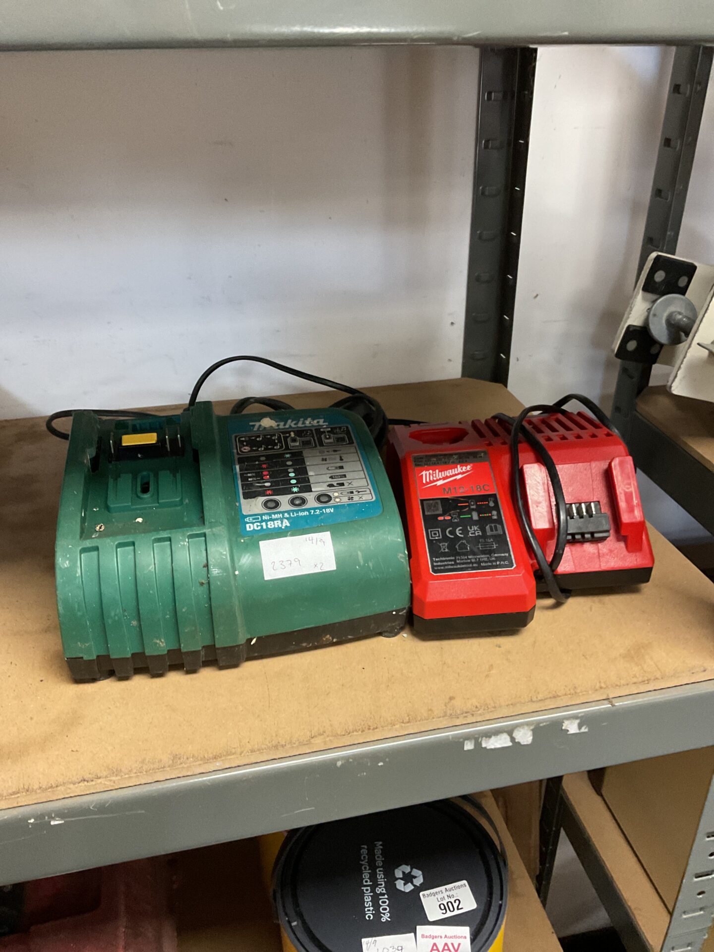 898 Makita & milwauke battery chargers
