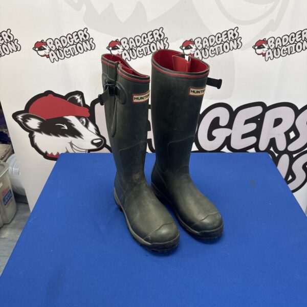 Ladies’ size 5 Hunter wellington boots, showing wear.