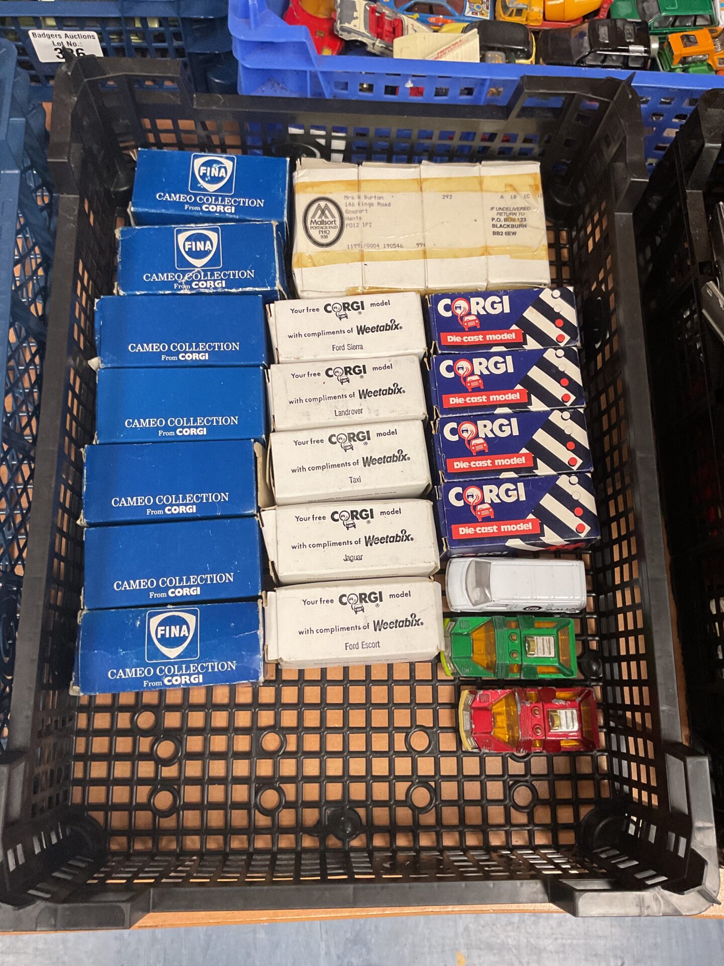 384 Selection of boxed diecast models inc corgi and fina