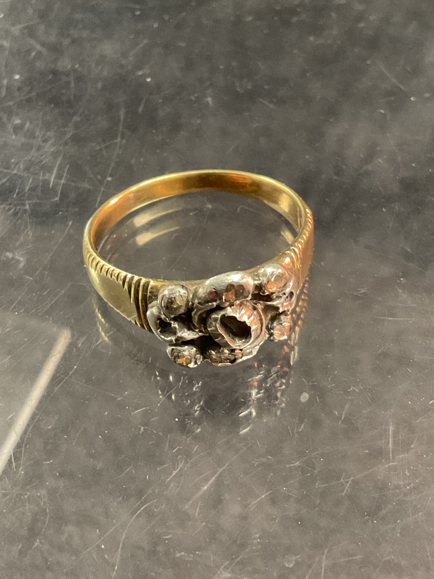 880 Tested 18ct Gold And platinum set diamond Ring Some missing Size V 6.7g
