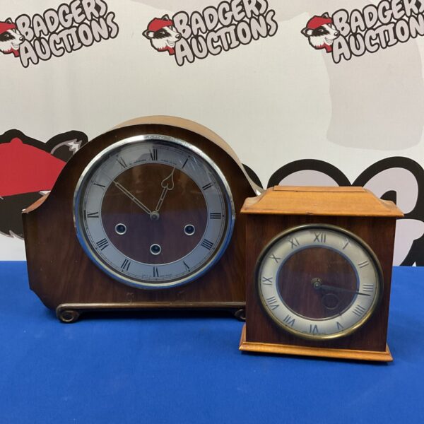 Vintage mid-century mantle clock by Alexander Clark Co.