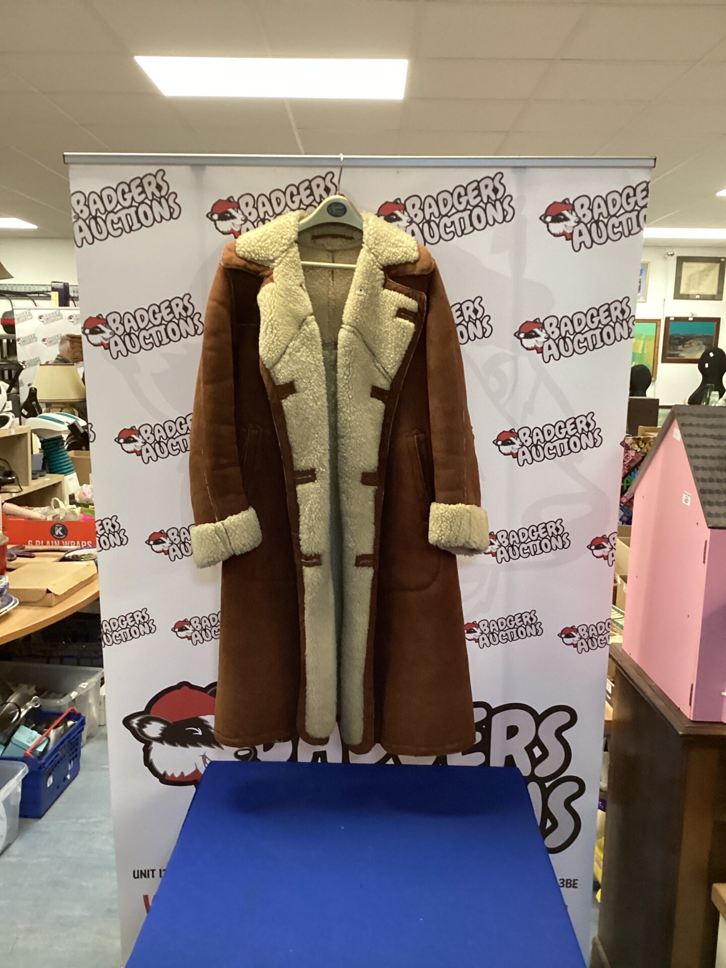 605 Sheep skin coat size L