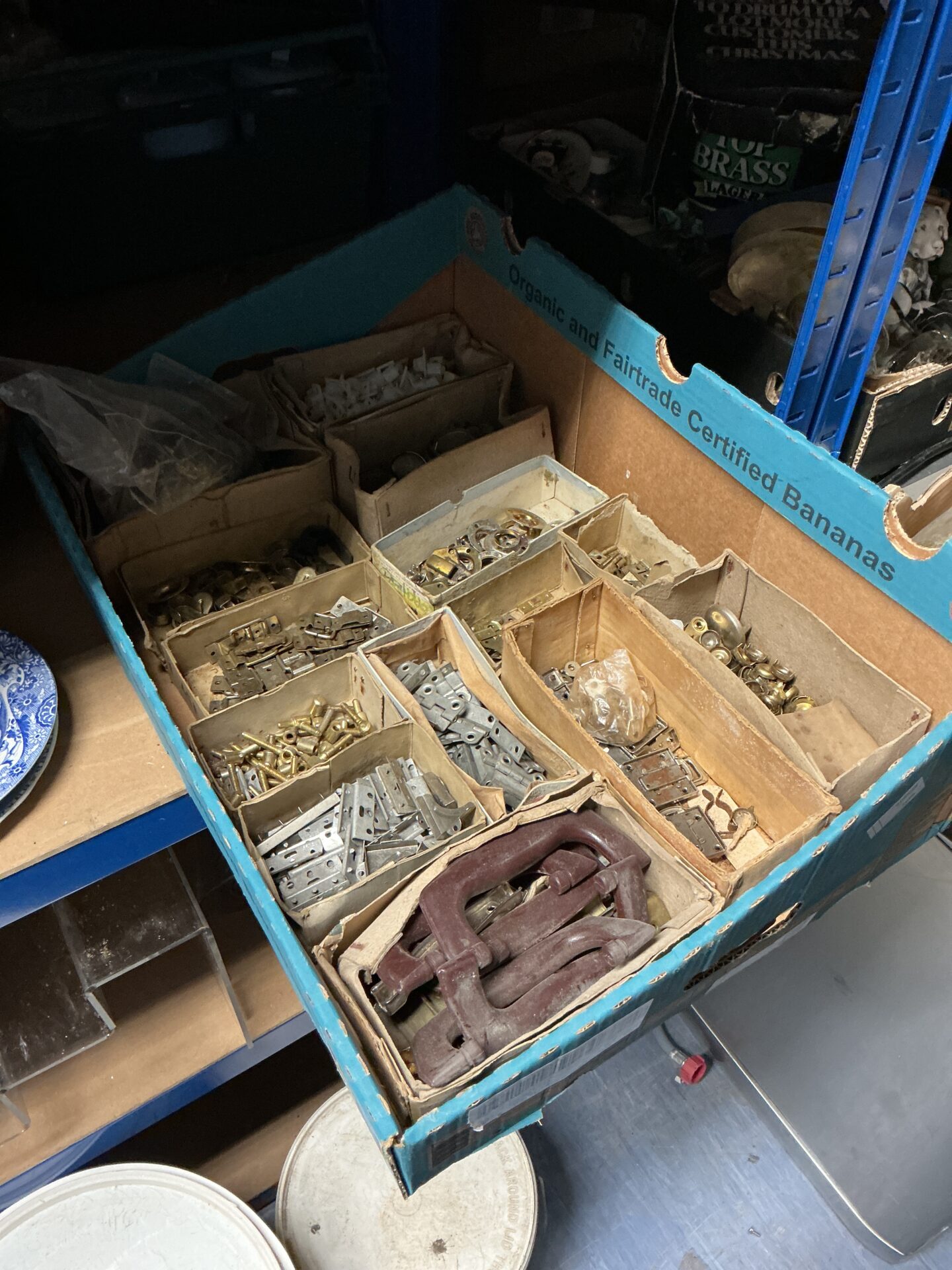 1315 Tray of mixed engineering hardware