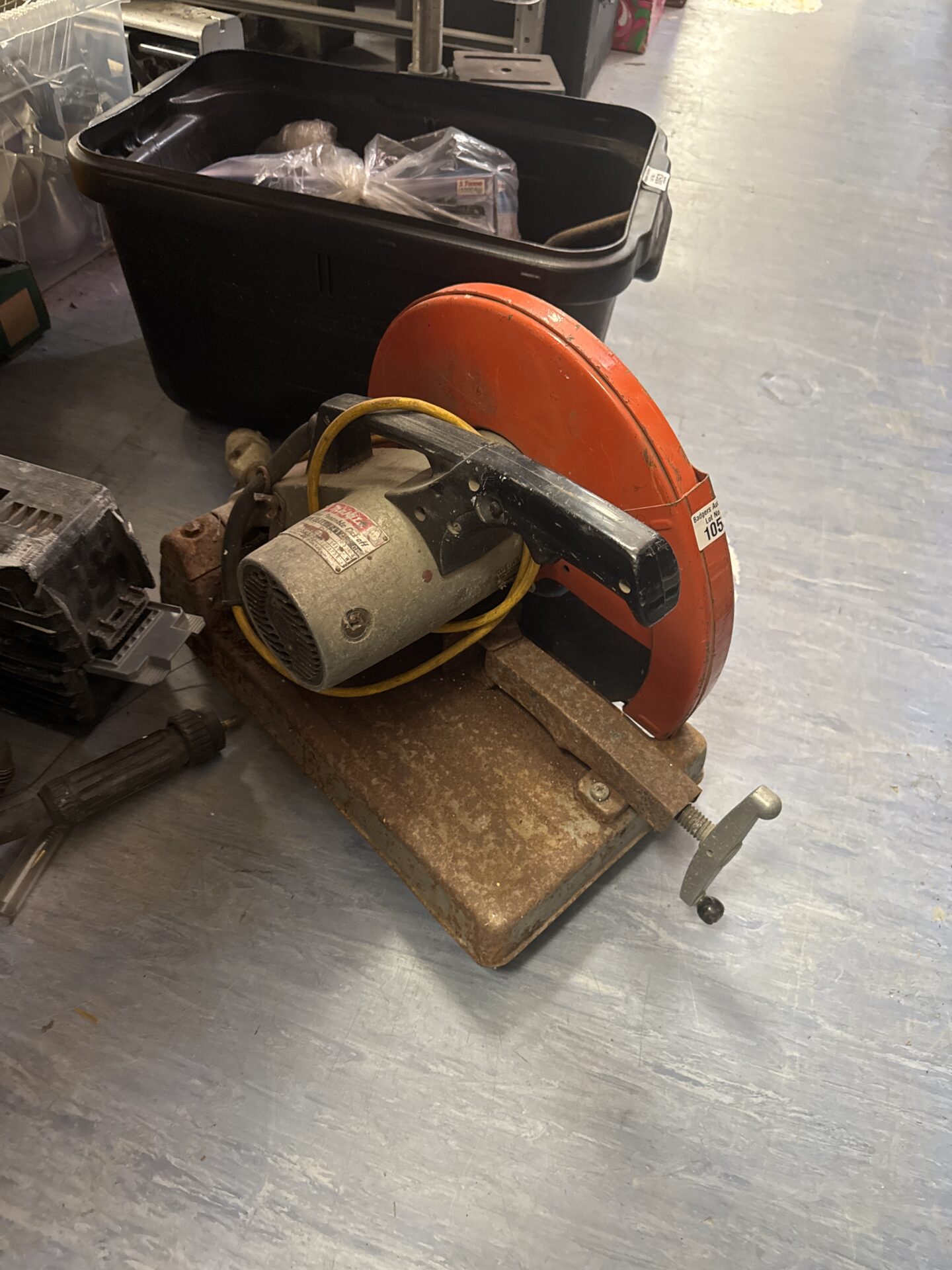 1053 Vintage Makita 110v chop saw