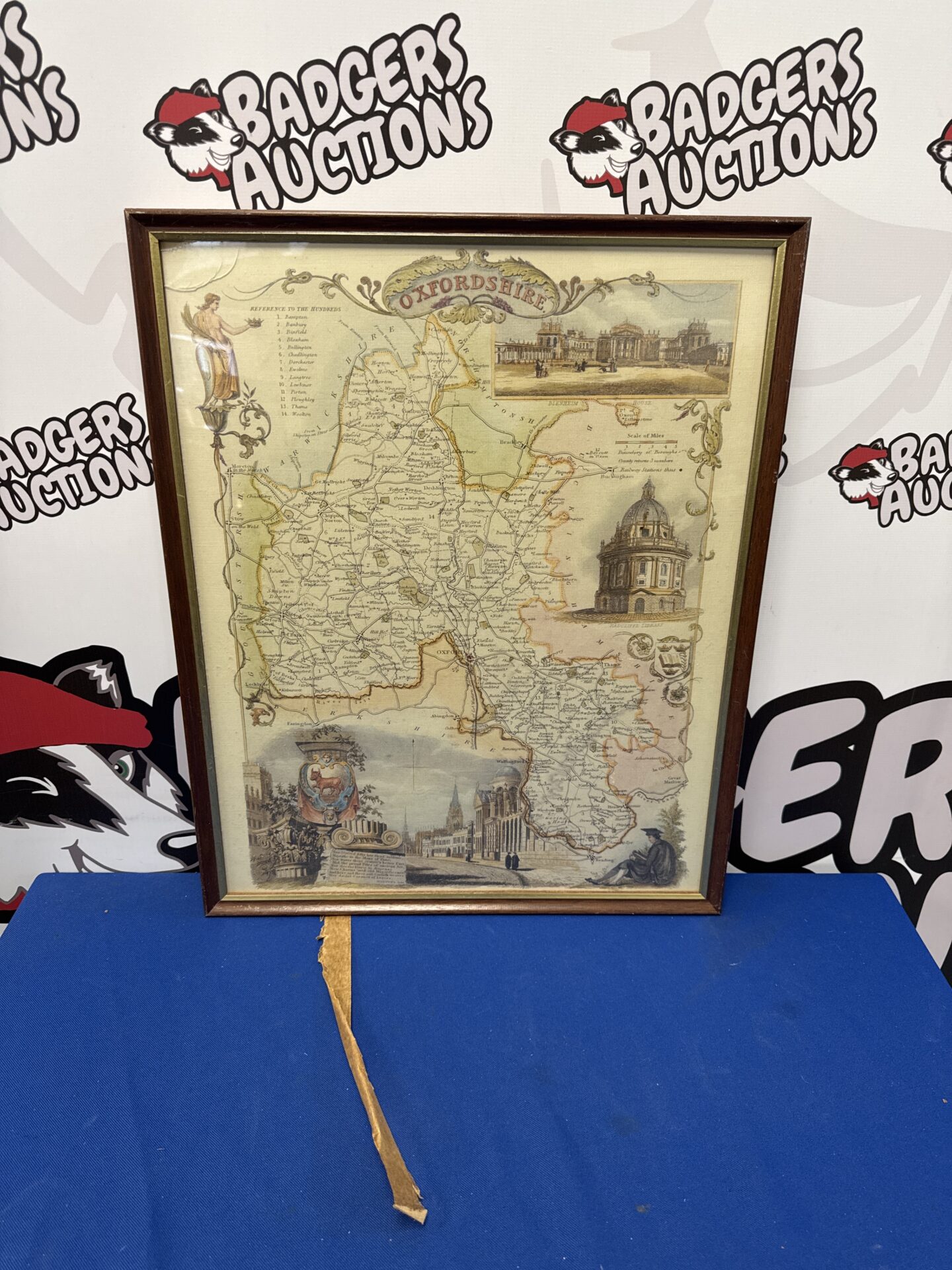 728 Framed print of a map of Oxfordshire