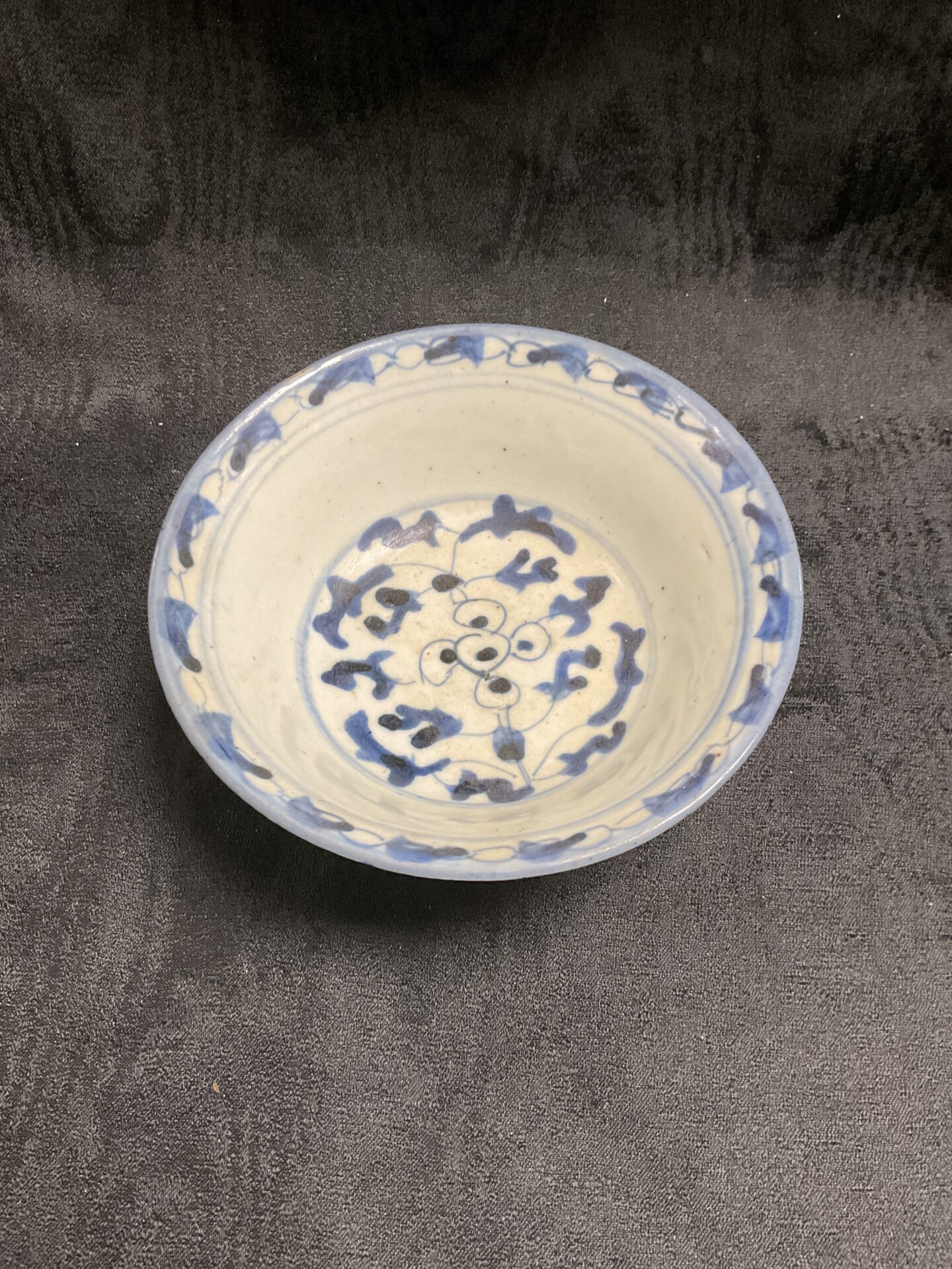 955 Chinese Blue and White bowl with floral foliate decoration 6.5” Dia