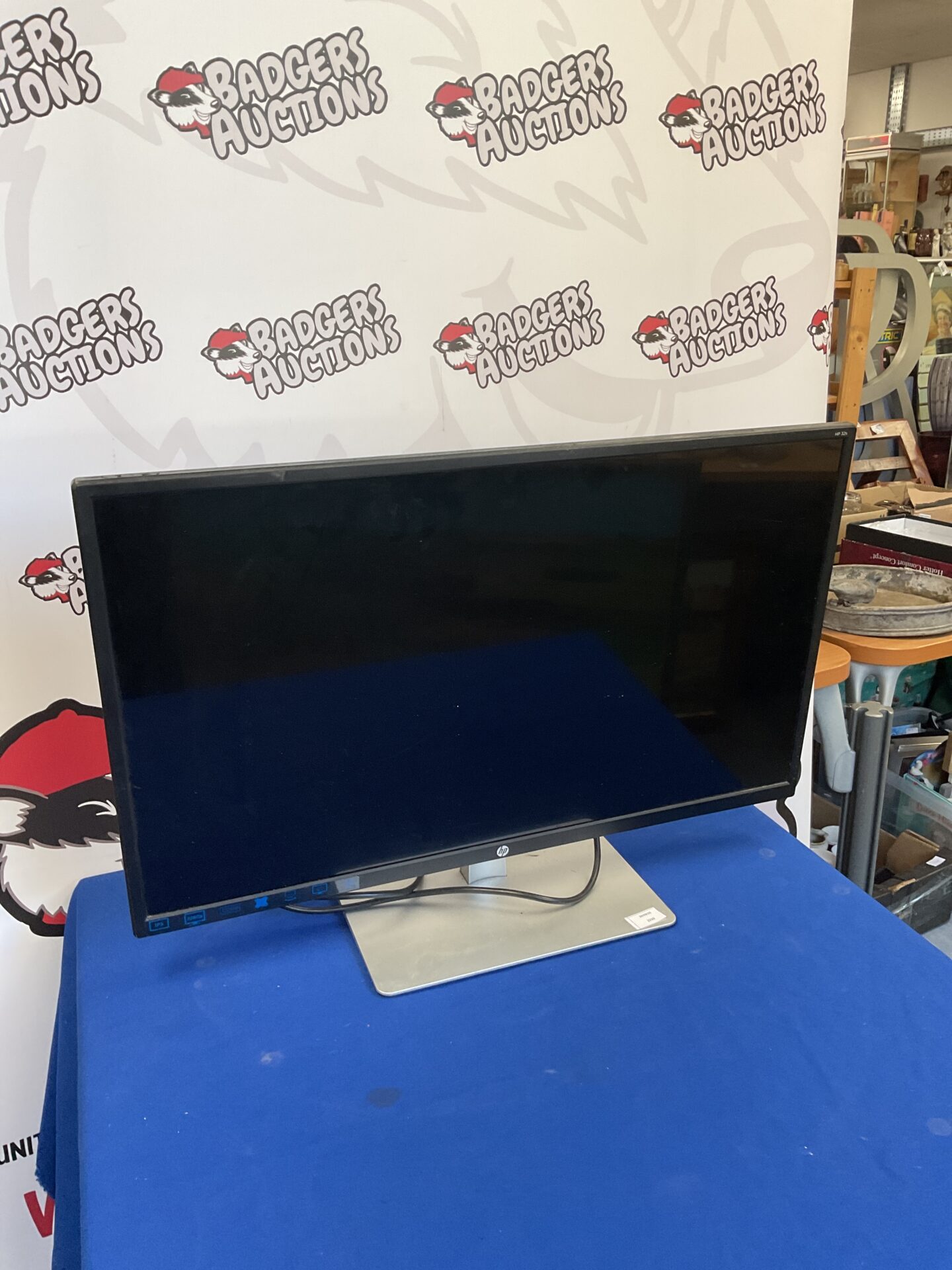 126 HP 32s monitor display working