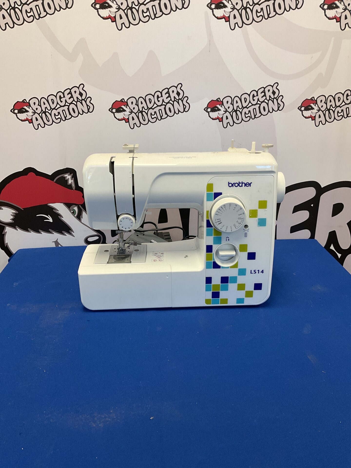 144 Brother LS14 compact free arm sewing machine