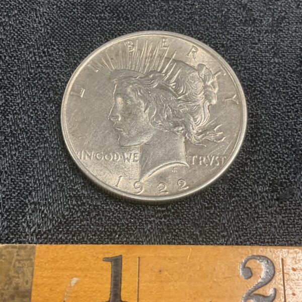 1922 Peace Dollar obverse featuring Liberty portrait.