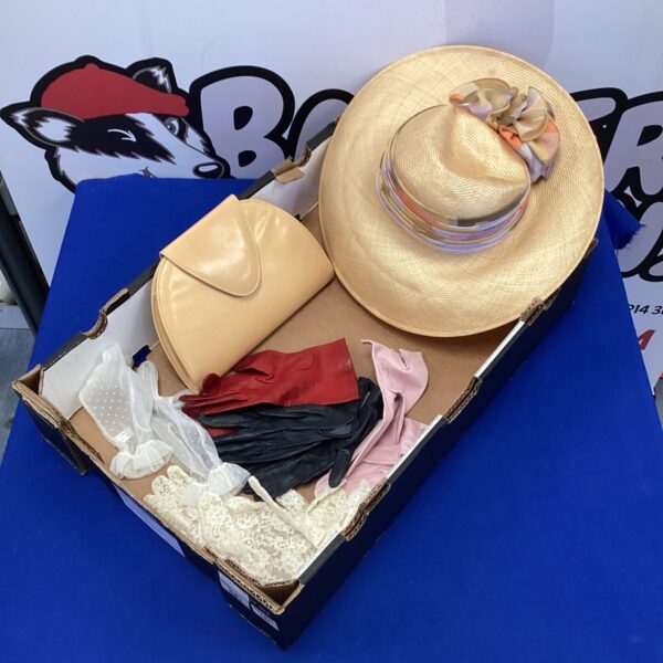 Vintage Jaques vert hat and handbag set with gloves.