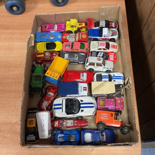 A tray of assorted diecast vehicles, including Corgi and Matchbox cars.