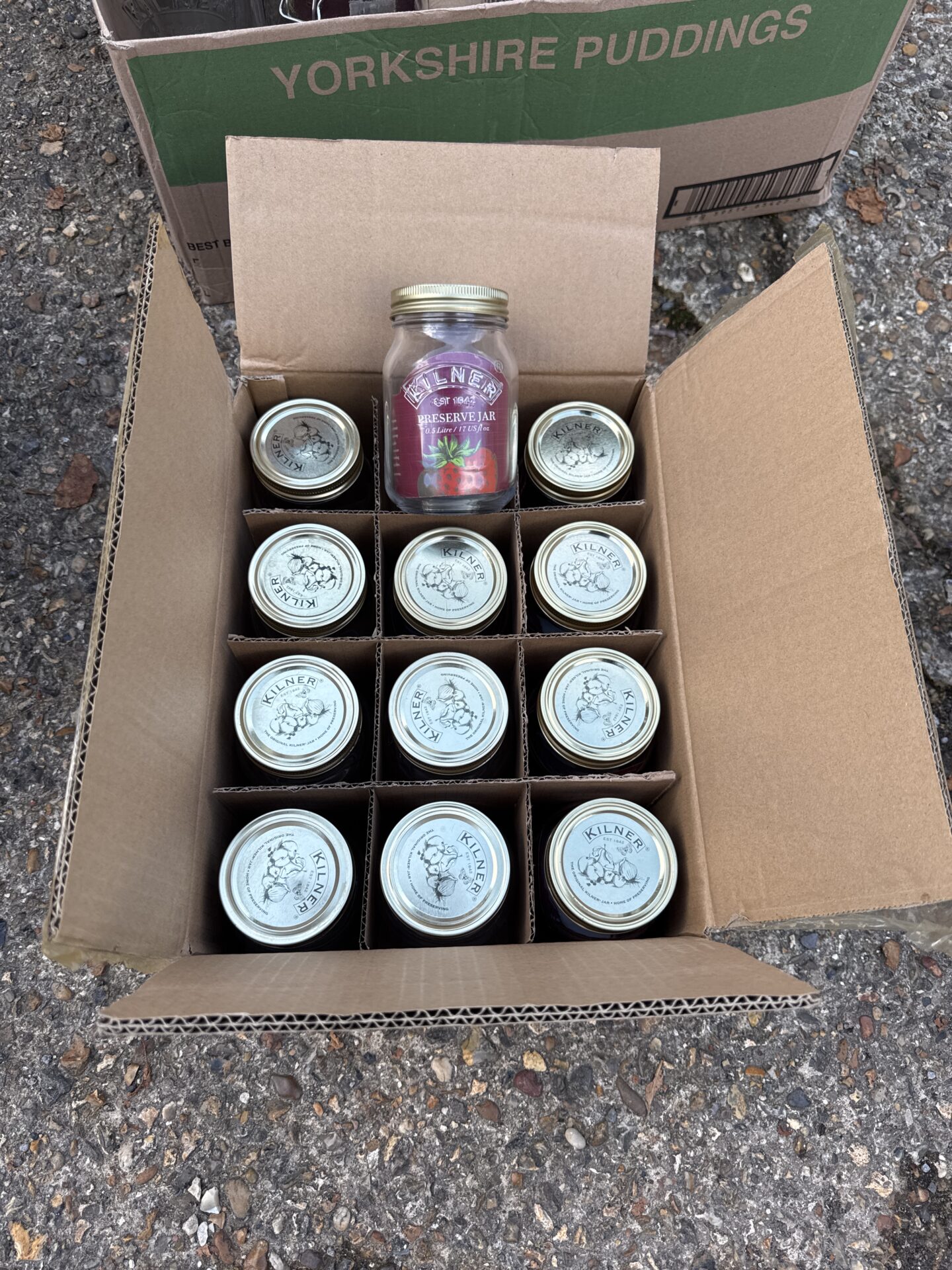 722 Box of new Kilner 0.5 litre preserve jars