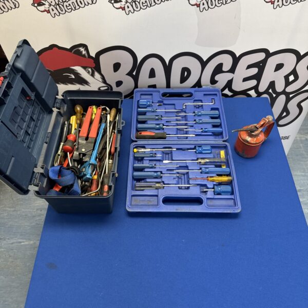 Vintage Zag toolbox set with screwdrivers and oil can.