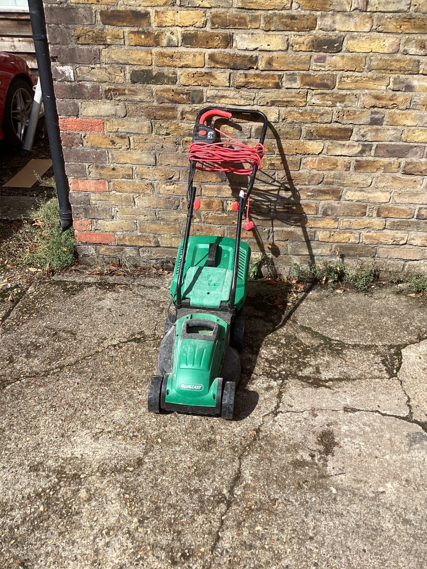 1141 Qualcast Electric Lawn mower