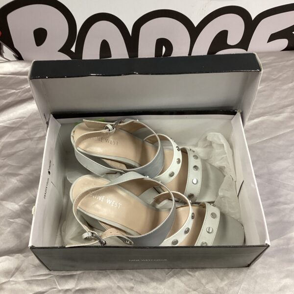 Stylish Nine West ladies shoes size 40, neutral colour.