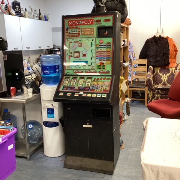 Vintage Monopoly fruit machine with £200 jackpot, classic arcade style.