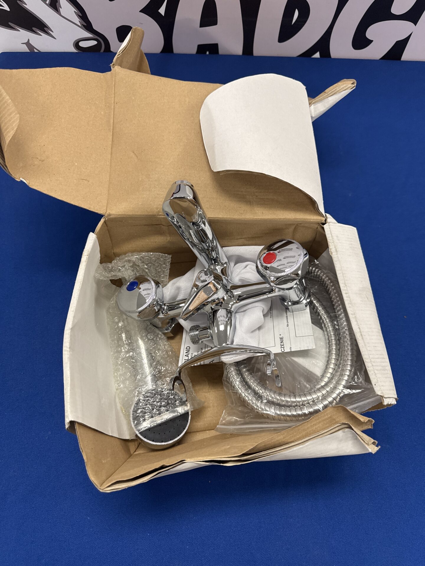 956 New bathroom shower mixer tap